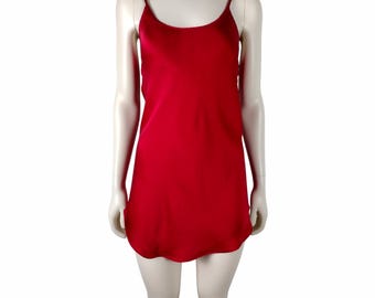 fitted knit mini dress SALE-Fitted Knit Bodice Contrast Bubble Hem Mini Dress-Black Large
