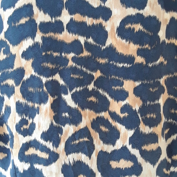 1980s/1990s Vintage 100% Silk Leopard Print Shawl… - image 7