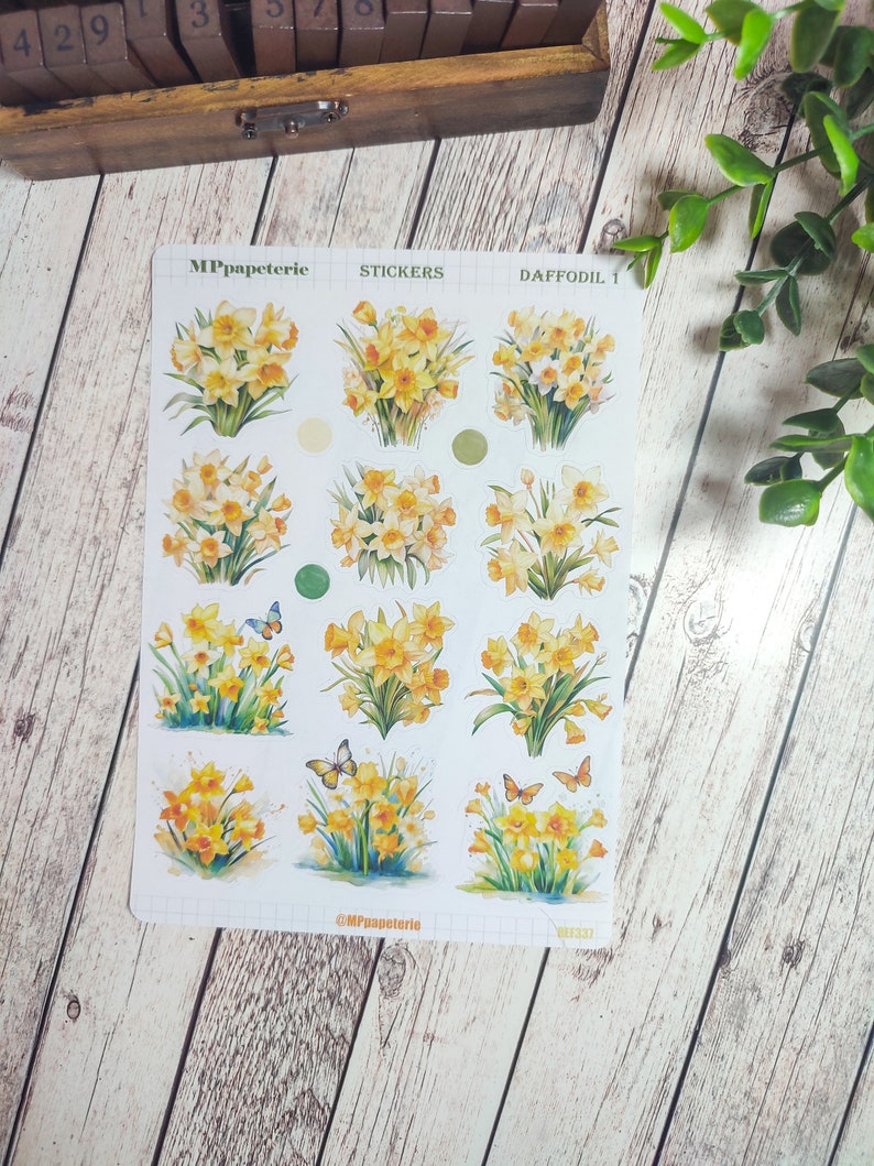 Set of up to 7 sheets of daffodil theme stickers for spring your planner bujo scrapbooking monthly weekly journaling Jonquilles 1