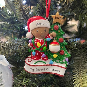 Adorno navideño personalizado: adorno para bebé de piel oscura, niña, niño de piel oscura, primera Navidad del bebé, adorno para bebé negro
