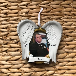 Spersonalizowana ozdoba świąteczna w formie bombki - ramka z napisem „In Loving Memory”