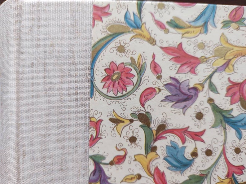 unused Florentine detail wedding album quality ivory thick paper and crinkled tissue paper per page cover linenpaper in original box