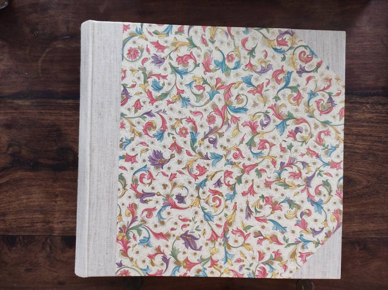unused Florentine detail wedding album quality ivory thick paper and crinkled tissue paper per page cover linenpaper in original box