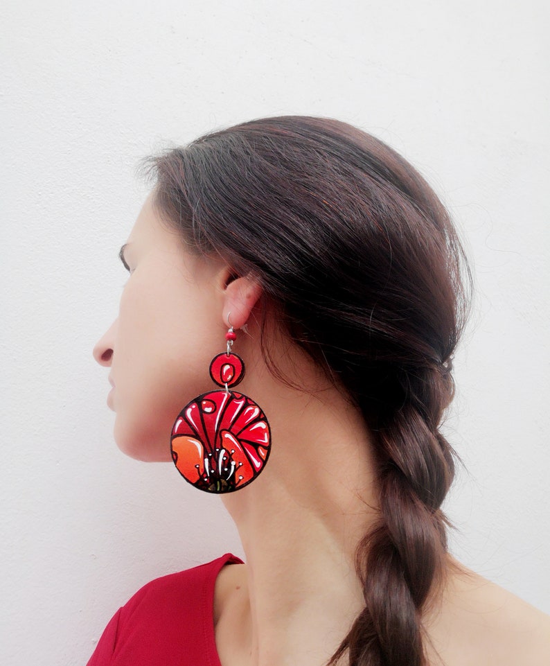 Pendientes de amapola roja de cuero pintados a mano. Pendientes grandes y llamativos. Pendientes día de la madre. Regalo especial para mamas imagen 8