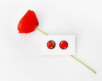 Pendientes de botón rojos inspirados en la amapola. Pendientes pequeños de cuero reciclado pintados a mano. Regalo para día de la madre.