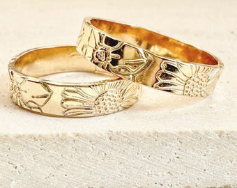 Birth Flower Band Gold Filled Ring 4mm Floral Band Family Flower Ring Personalized Gift Personalized Birth Flower Handstamped Flower Ring