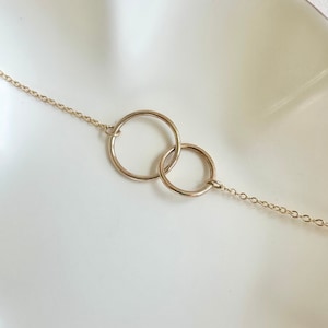 Interlocking Circle Necklace: Sterling Silver Infinity Family Necklace