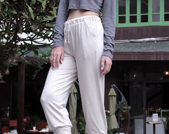 Plain Yoga Joggers// Women Long Sport Pants // Jersey Cotton Joggers With Pockets // Soft and Comfortable Plants // Gift For Her
