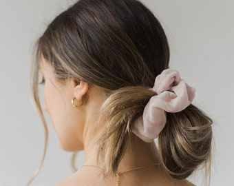 Juliette Silk Velvet Scrunchie