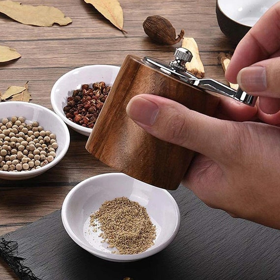 Wooden Salt Pepper Hand Grinder / Hand Crank Wood Pepper Grinder / Kitchen  Wooden Utensils Tableware 