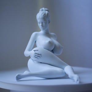 Resin Goddess Sculpture, Hand-Polished Figurine (1:5 Scale)