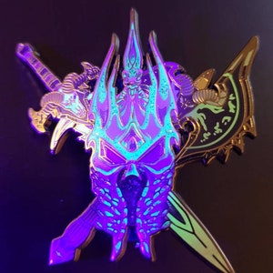 Wrath of the Lich King Arthas Shadowmourne Frostmourne Limited Edition World of Warcraft Pin