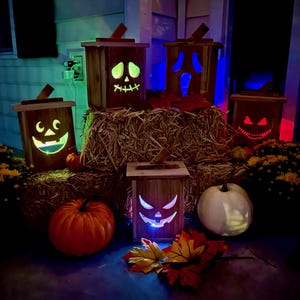 Wooden Jack O lantern, Wood Halloween Lanterns, Pumpkin Porch Decor, Halloween gift, Wooden Pumpkin Decorations, Wood pumpkin Lantern,