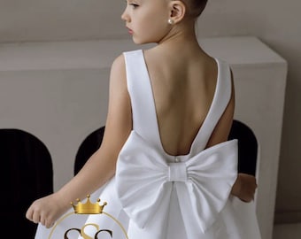 Junior Blumenmädchen Kleid, Kleinkind Mädchen Kleid ivory, Weiß Blumenmädchen Kleid, Mädchen Kleid, Satin Blumenmädchen Kleid, Geburtstagskind