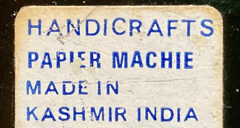 Vintage Made in India Lacquer jewellery box Pappier Machie 12*7*8 cm