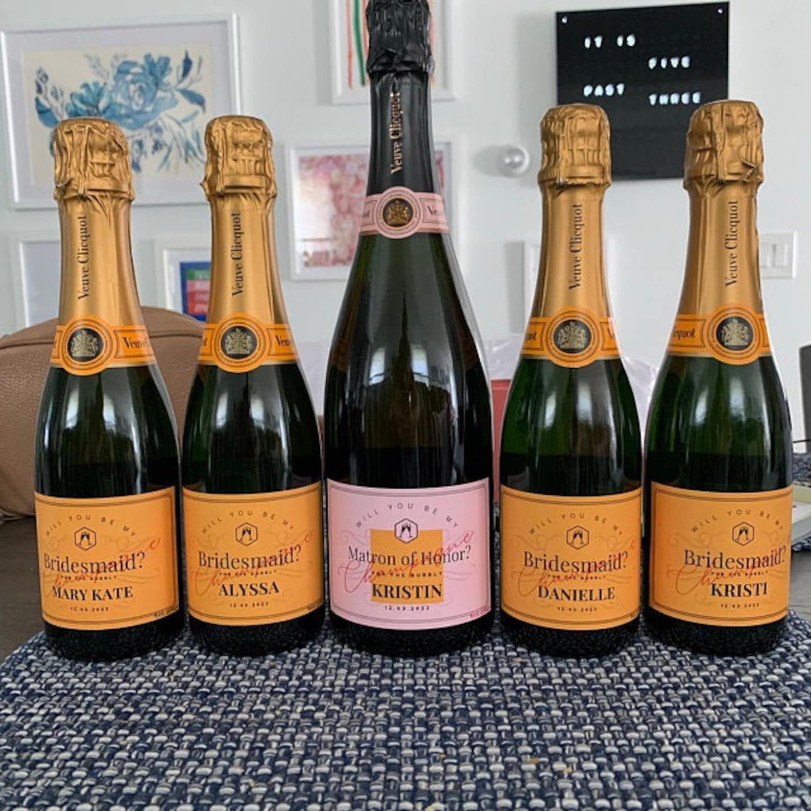 оранжевое шампанское. игристое вино вдова клико. вдова клико полусладкое. бокалы с шампанским. шампанское просекко брют.