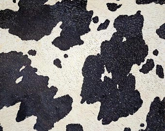 Piel de vaca italiana con pelo estampado clásico en blanco y negro