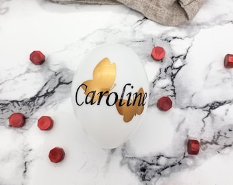 Huevo de Pascua personalizable "Mariposas" hechas de plástico