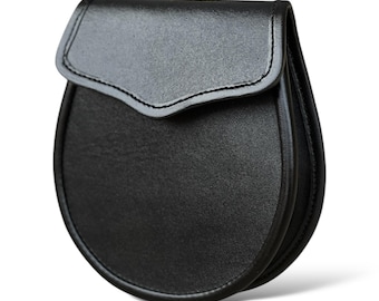 Men's Scottish Plain Black Leather Sporran | With Chain Strap
