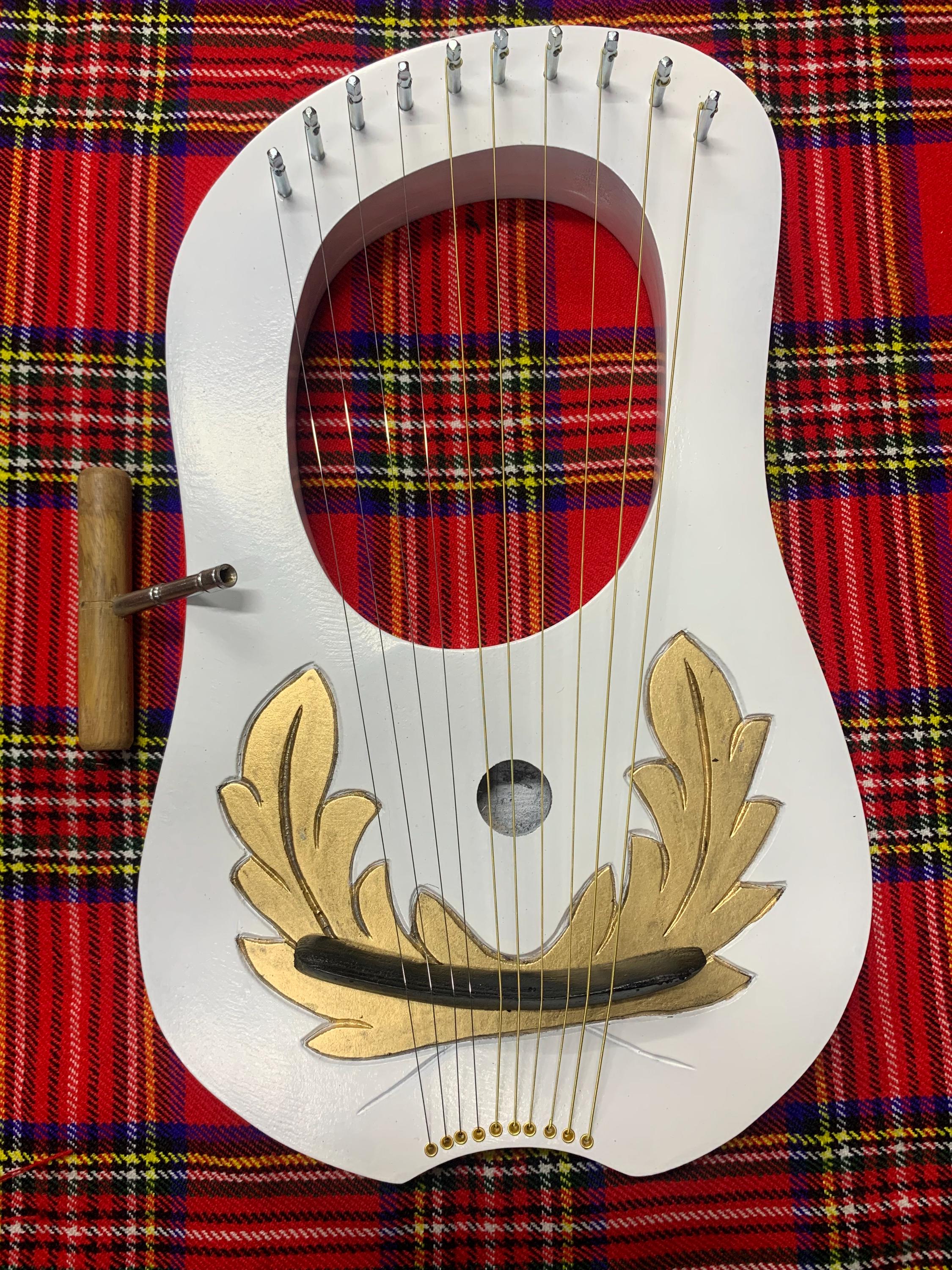 Arpa Lira 10 Corde In Palissandro Bianco – Completa Di Chiave E Corde Di Ricambio