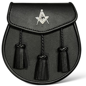 Scottish Black Leather Masonic Badge kilt Sporran | 3 Tassels With Chain Strap.