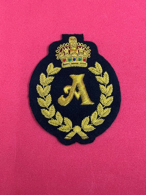 Custom Badge Patch Hand Embroidery Bullion Gold Wire