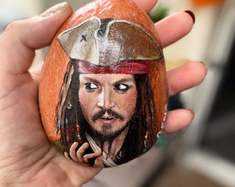 Galet peint jack sparrow