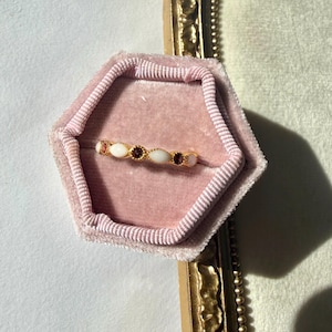 The Sunny Liquid Gold Milk Ring (Single birth month) image 11