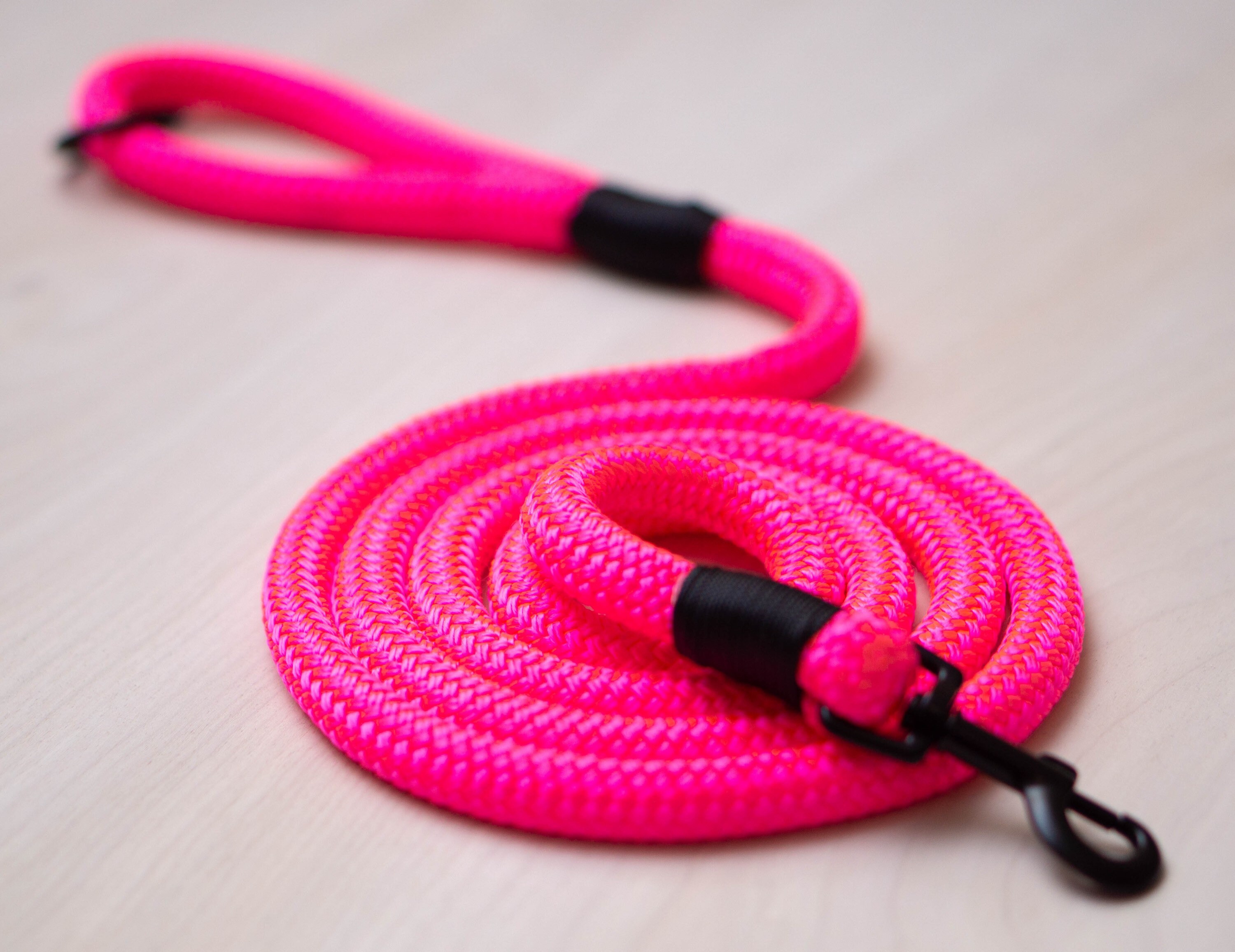 Summer Neon Pink Paracord Dog leash 5ft/6ft Dog Rope leash Etsy