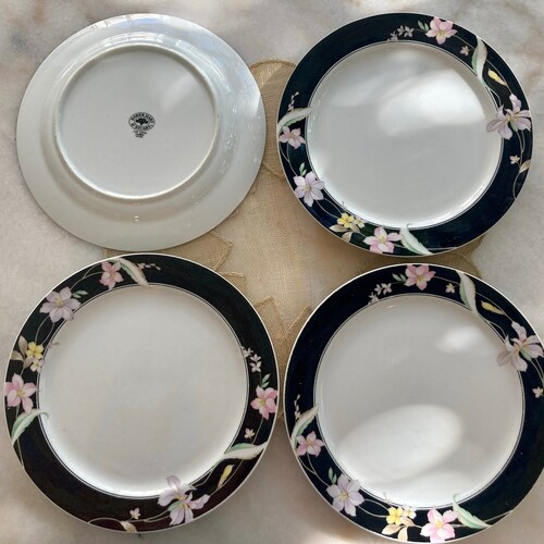 Vintage 80s Dinnerware Set For Four (12 Pieces) - Baker Hart