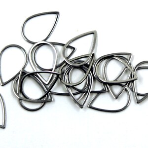 Small Teardrop Silver Snag free Sock Stitch Markers for Knitting