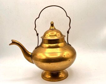 インド産　真鍮ティーポット　アンティーク 手作りインド製真鍮ケトル - 1900年代アンティークティーポット