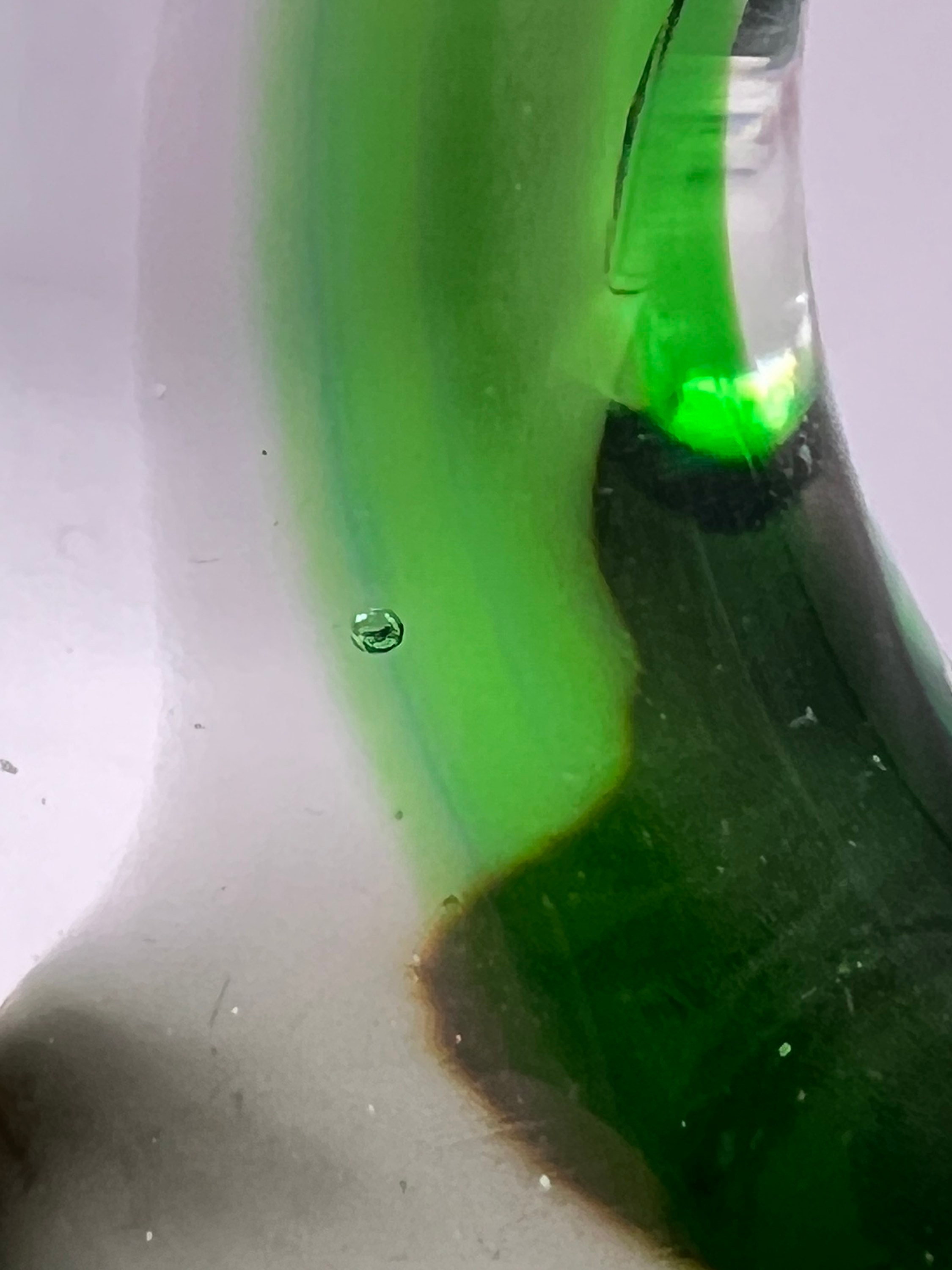 ヴィンテージムラーノスタイルのグリーンガラスの白鳥の彫刻：手吹き