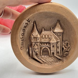 Vintage Clay Budapest Wall Plaque, Landmarks, Round 5" Decorative Plate, Signed, Gift for Home, Handmade Clay Art, Minimalist Wall Art