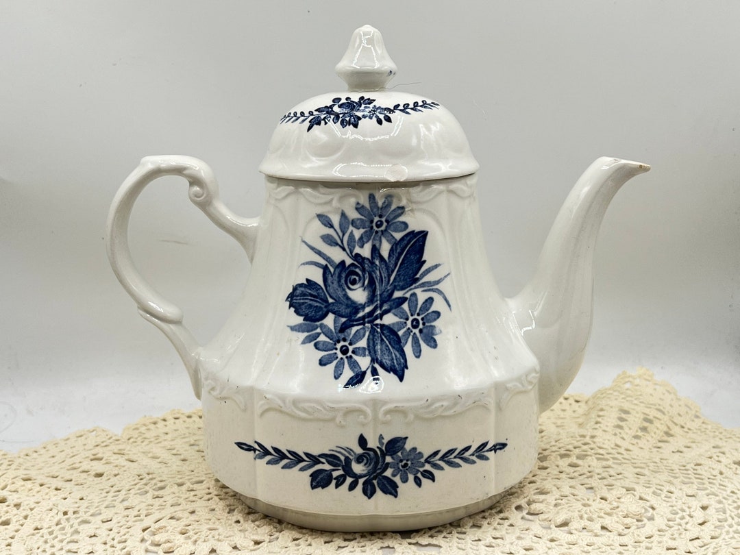 Vintage Ceramic Coffee Pot, J & G Meakin England, Dresden Blue, 1950's