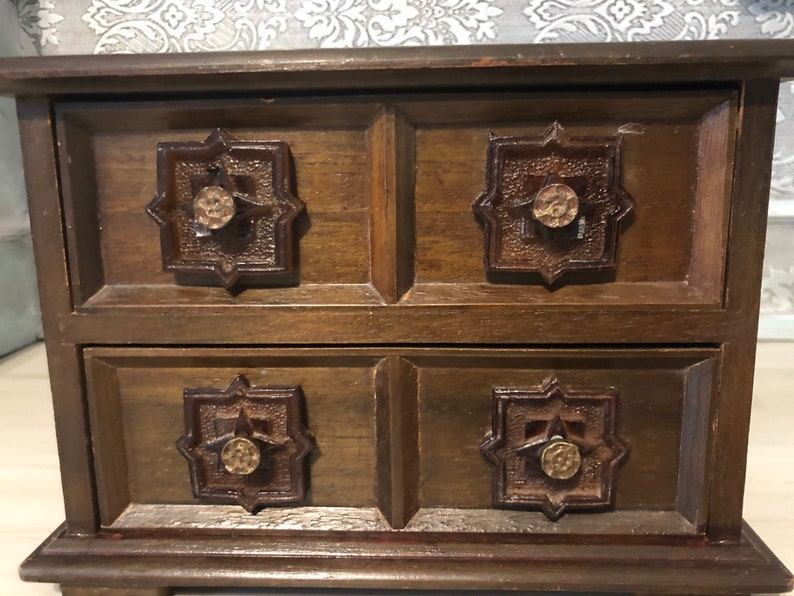 Vintage Toyo Japan Jewelry Box Wood With Red Velvet Musical Etsy