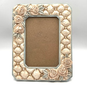 Vintage Pearl & Roses Picture Frame, Photograph Holder, Blue White, Still Memories, Photo Frame, Rose Sculpture, Faux Pearls, Made of Resin