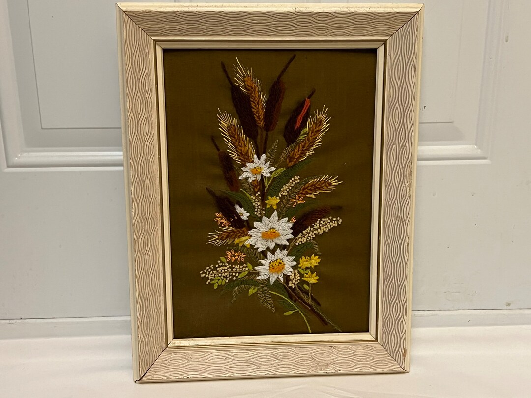 Vintage Crewel Embroidery Cattails & Daisy Framed Picture Etsy Canada