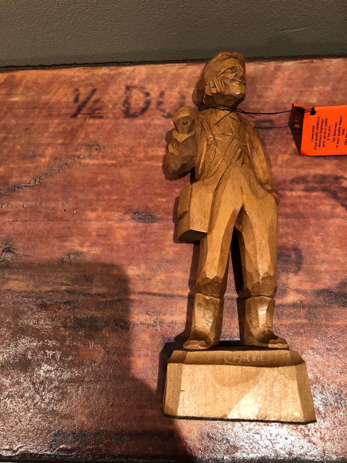 1970 Vintage Wood Sculpture Caron Inc. Pescador tallado a mano Etsy