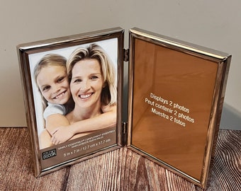 Vintage Mid Century Picture Frame,  7" x 5" Silver Metal Frame, Folding Double Photo Frame, Family Photograph Frame, Memory Holder