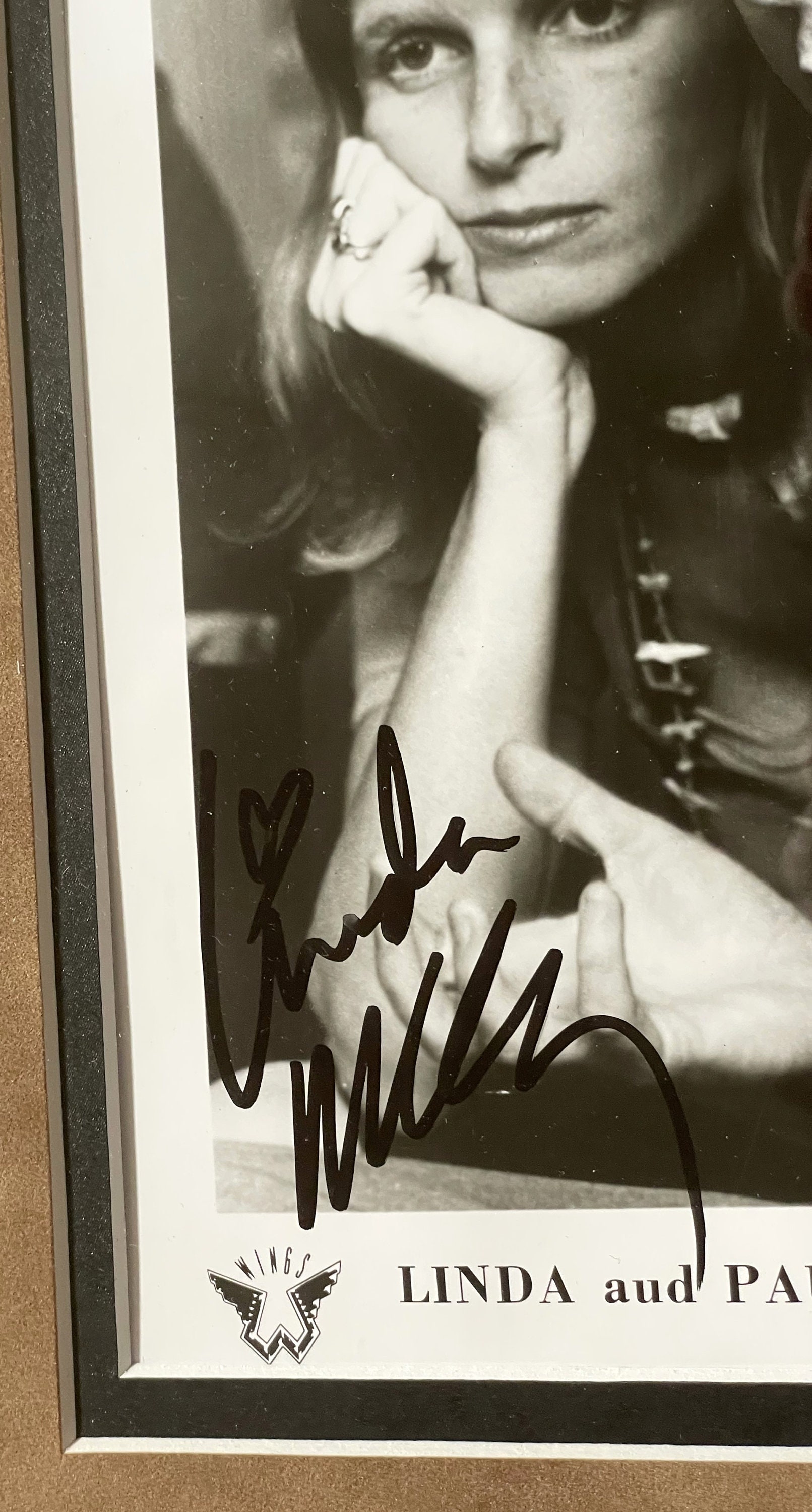 Linda Mccartney & Paul Mccartney of the Beatles, Boldly SIGNED