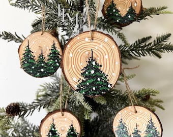Hand-Painted Pine Tree Wood Slice Ornament Set: Rustic Christmas Decor