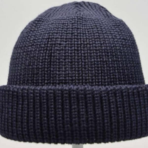 Mütze aus Wolle, Herren Damen Mütze in blau, schwarz, grün oder grau aus Deutschland- Naturprodukt. Strickmütze ohne Schnickschnack