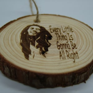 Bob Marley Weihnachtsdekoration - Every Little Thing Gonna Be All Right - Rasta Reggae Natürliche Echtholz Laser Gravur Weihnachtsdekoration