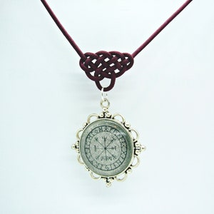 Viking Compass Cord Necklace - Vegvisir / Runic Compass / Viking Nordic Compass - Macrame Cord / Gold Or Silver Stainless Steel Chain