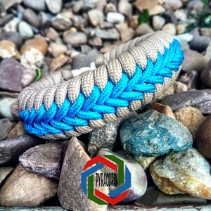Paracord Bracelet Mens Wristband Cuff Blue Wave Beach Surfer Style Macrame Paracord Surfer Bracelet Handmade Custom Beach Bracelet Mens