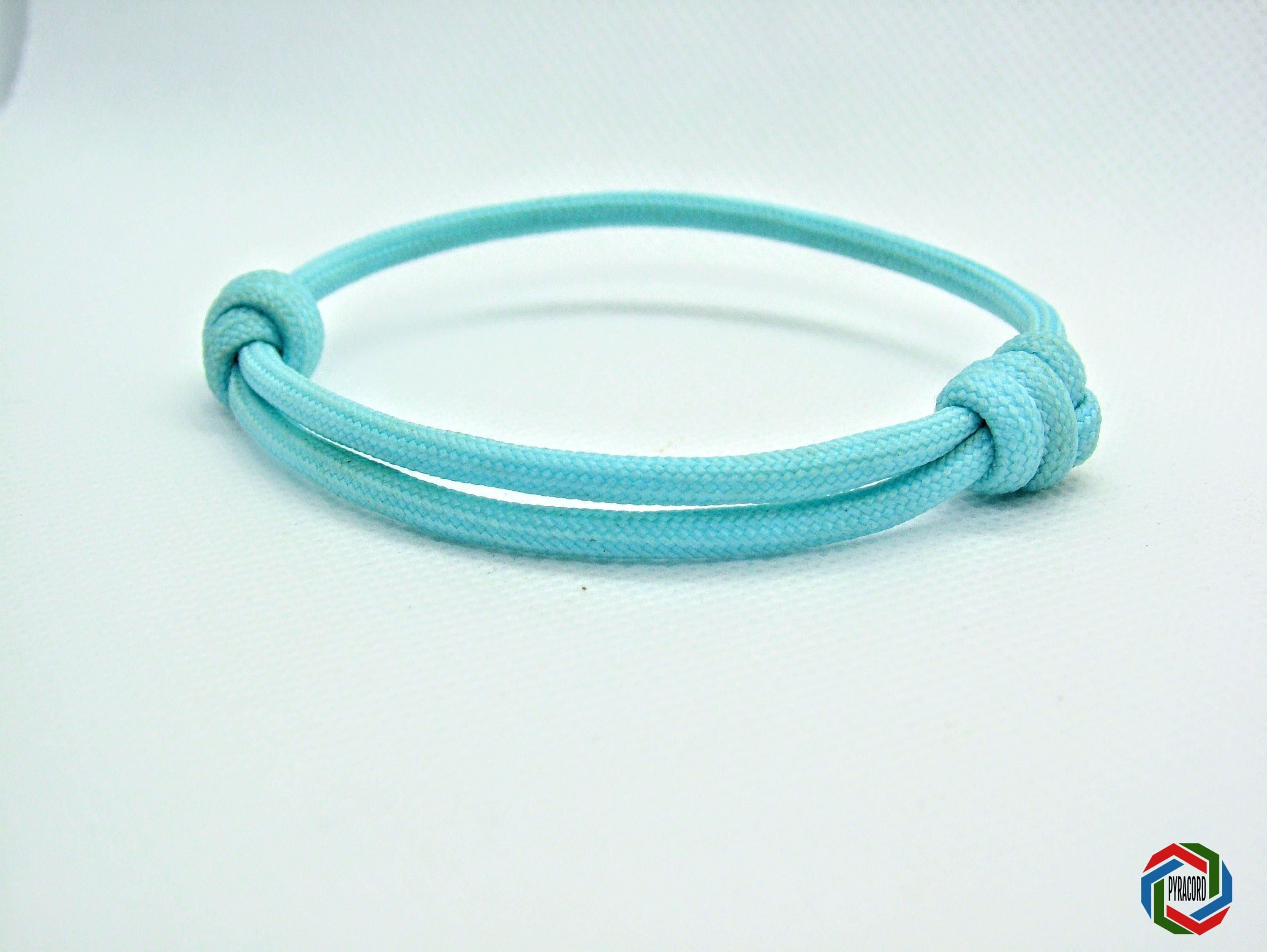 Adjustable paracord bracelet - 2 x sliding knots - YouTube