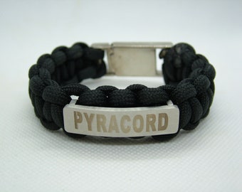 Personalised Engraved Bracelet NAME / ANY WORD Black Paracord Bracelet with Stainless Steel - Custom Paracord Bracelet