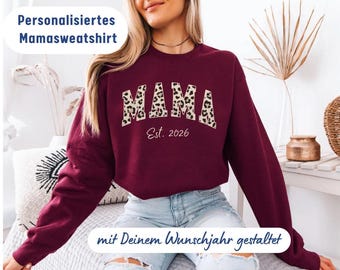 Personalized mom sweatshirt in chestnut with desired year, Mother's Day gift for expectant mothers, cozy mom sweater with year number