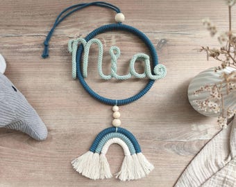 Personalized macrame decoration, children's room decor with rainbow, boho wall decor in shades of blue for the baby's room, gift idea for birth or christening